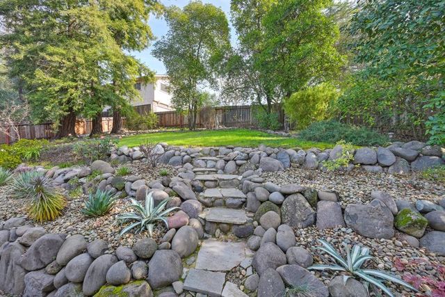 4900 Stonewood Ct, Fair Oaks, CA 95628