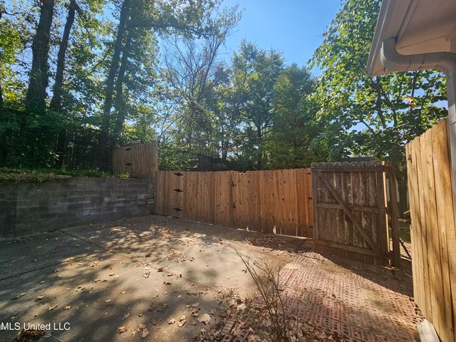 1495 Holly Springs Road, Hernando, MS 38632