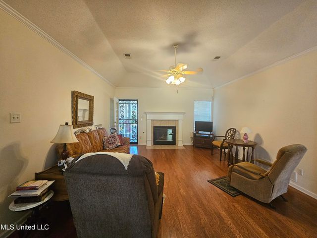 1495 Holly Springs Road, Hernando, MS 38632