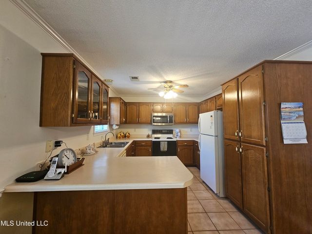 1495 Holly Springs Road, Hernando, MS 38632