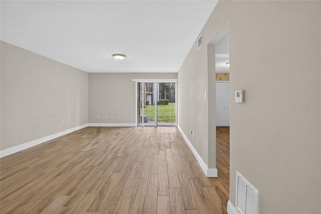 145 SCOTTSDALE SQUARE, Winter Park, FL 32792