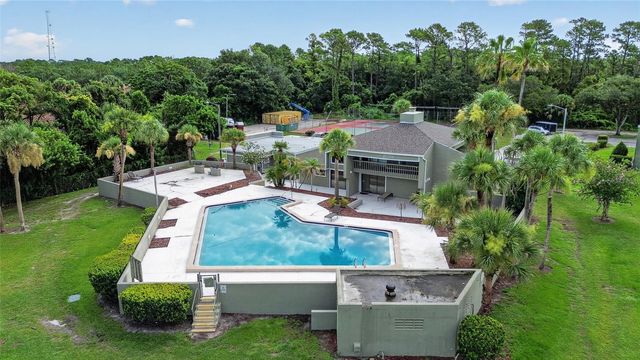 145 SCOTTSDALE SQUARE, Winter Park, FL 32792