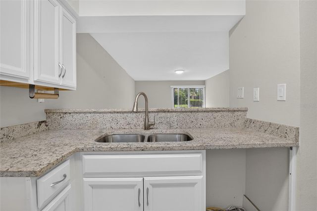 145 SCOTTSDALE SQUARE, Winter Park, FL 32792
