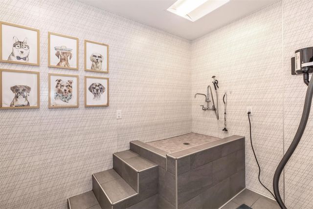 7450 Coronado Avenue 707, Dallas, TX 75214