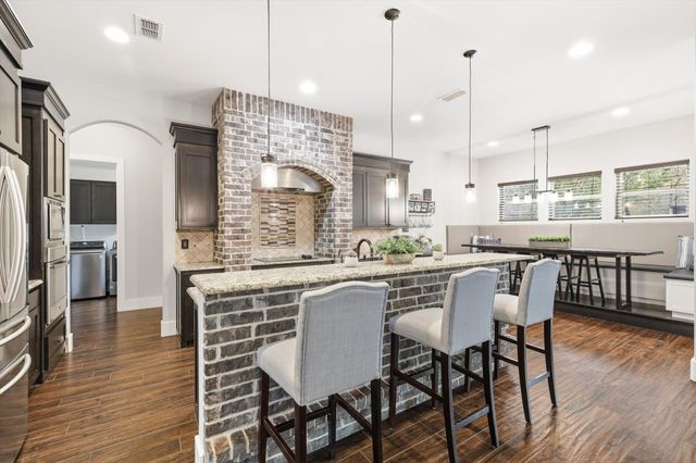 11236 Brady Oaks Court, Fort Worth, TX 76135