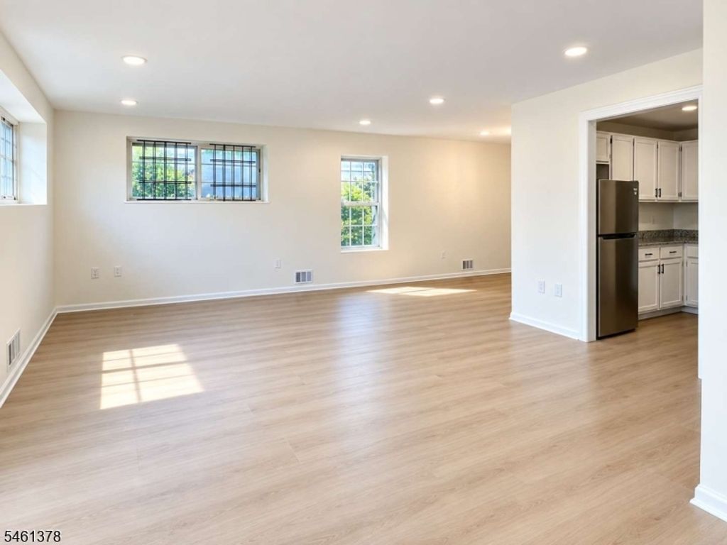 91 Callahan Ct, Newark City, NJ 07103 — photo 3