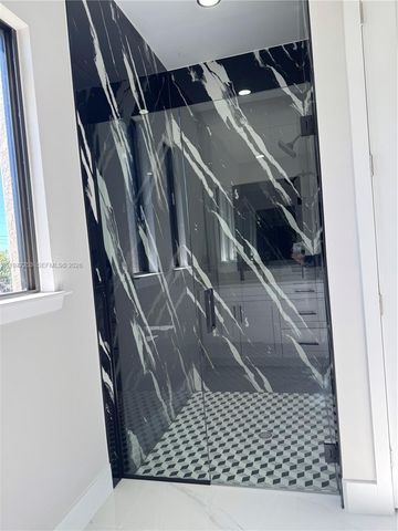 3402 15th ST SW, Lehigh Acres, FL 33976