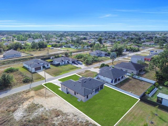 3402 15th ST SW, Lehigh Acres, FL 33976