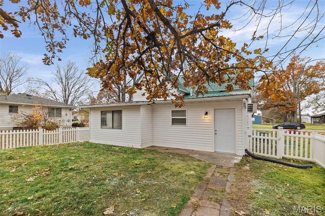 309 S Euclid Avenue, Marissa, IL 62257