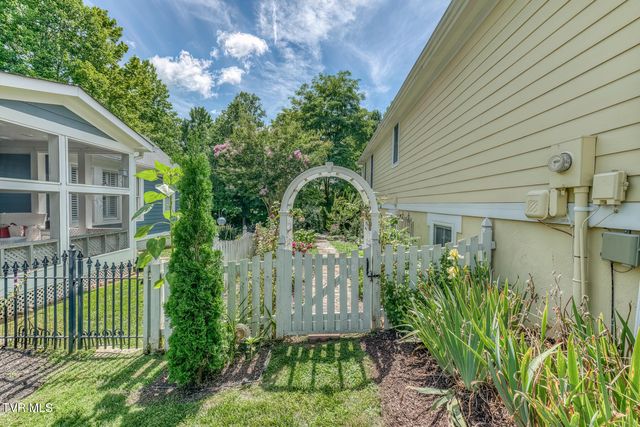 45 Walton Street, Jonesborough, TN 37659