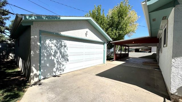 2127 Ridgewood Ln, Pueblo, CO 81005