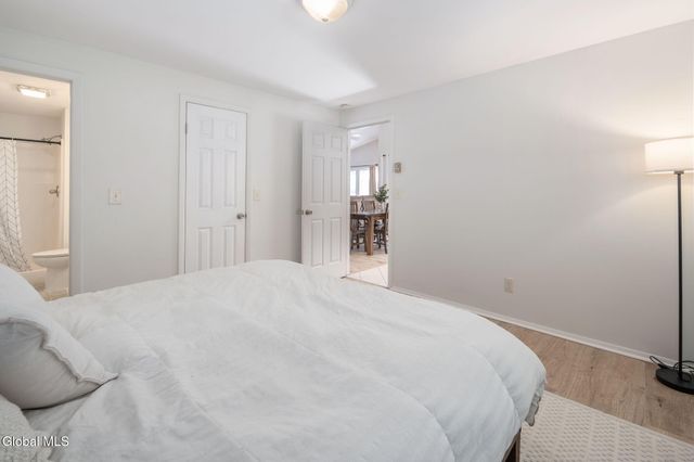 89 Arrow Wood Place, Malta, NY 12020