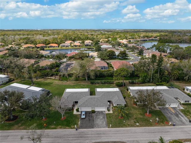7128 W COUNTRY CLUB DRIVE N, Sarasota, FL 34243