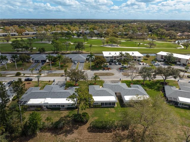 7128 W COUNTRY CLUB DRIVE N, Sarasota, FL 34243