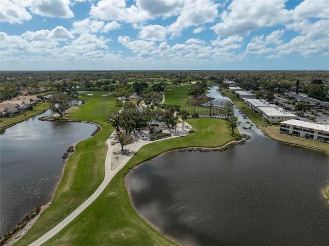 7128 W COUNTRY CLUB DRIVE N, Sarasota, FL 34243