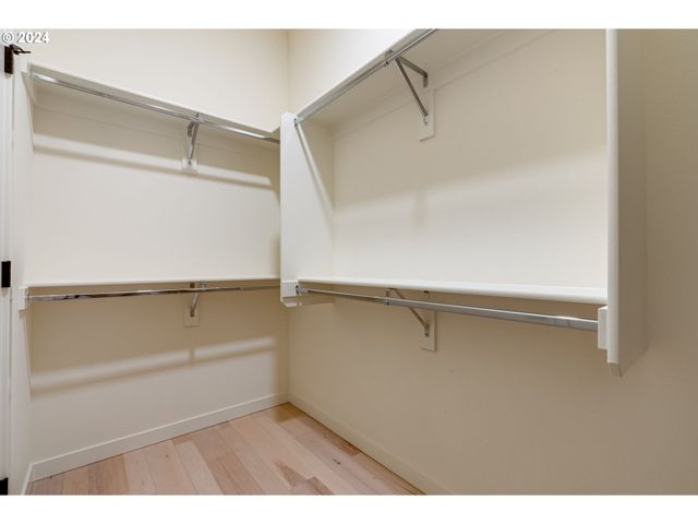 4329 N MISSISSIPPI Ave 4, Portland, OR 97217