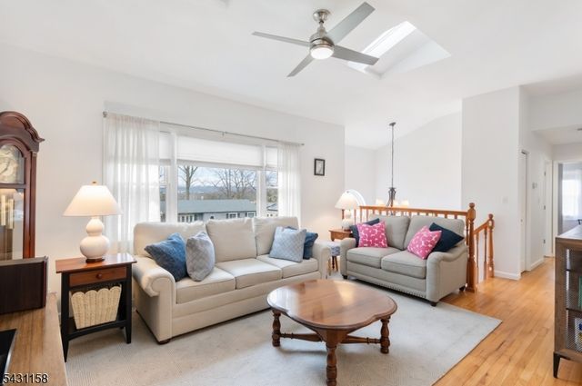 54 Highview Ter, Rockaway Twp., NJ 07801