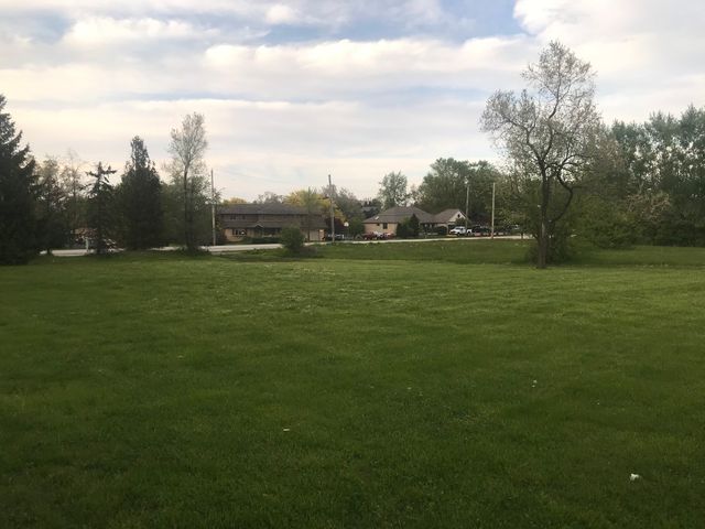10855 W 153RD Street, Orland Park, IL 60467