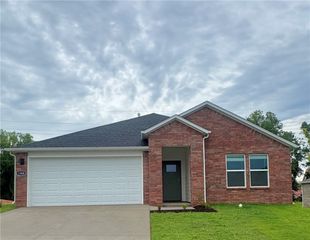 578 Arizona Street, Farmington, AR 72730