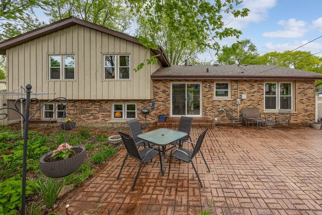 501 Hobby Avenue, Frankfort, IL 60423