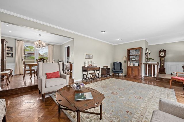 501 Hobby Avenue, Frankfort, IL 60423