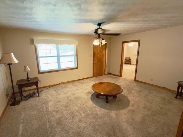 50 SE 13th Street, Paris, TX 75460