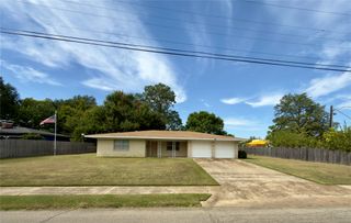 50 SE 13th Street, Paris, TX 75460