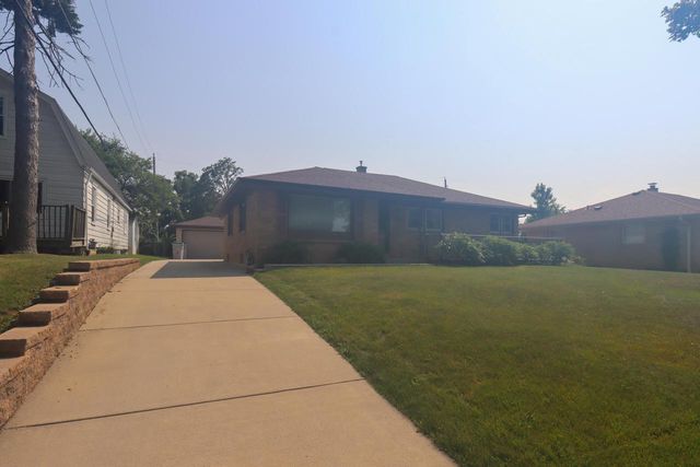 1703 W Whitaker AVENUE, Milwaukee, WI 53221