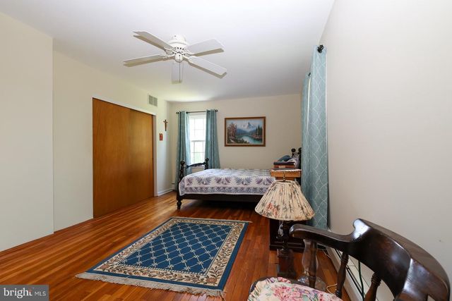 28 VALLEY VIEW DR, Fountainville, PA 18923