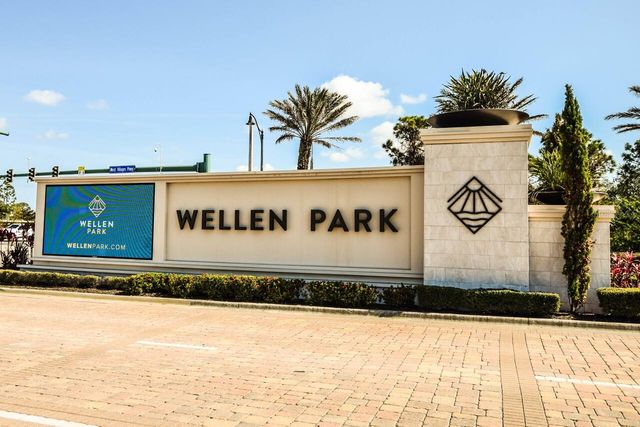 714 HARRINGTON LAKE DRIVE S 1, Venice, FL 34293