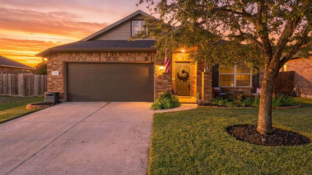 336 Country Crossing Circle, Magnolia, TX 77354