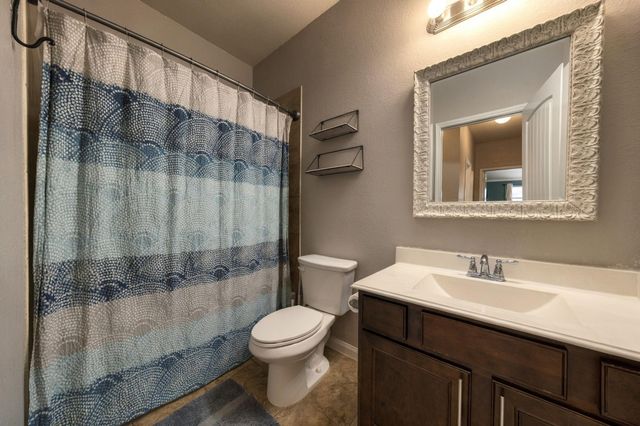 336 Country Crossing Circle, Magnolia, TX 77354