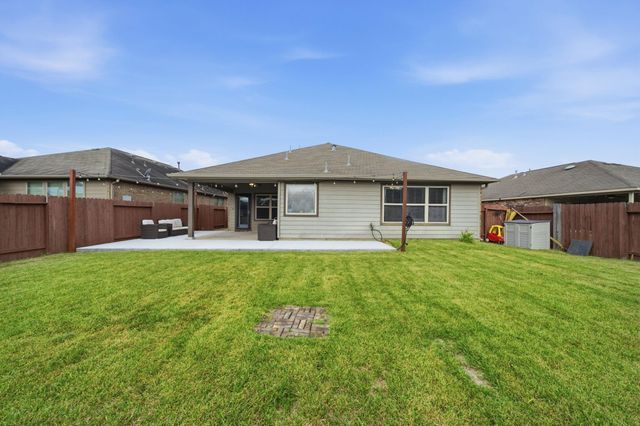 336 Country Crossing Circle, Magnolia, TX 77354