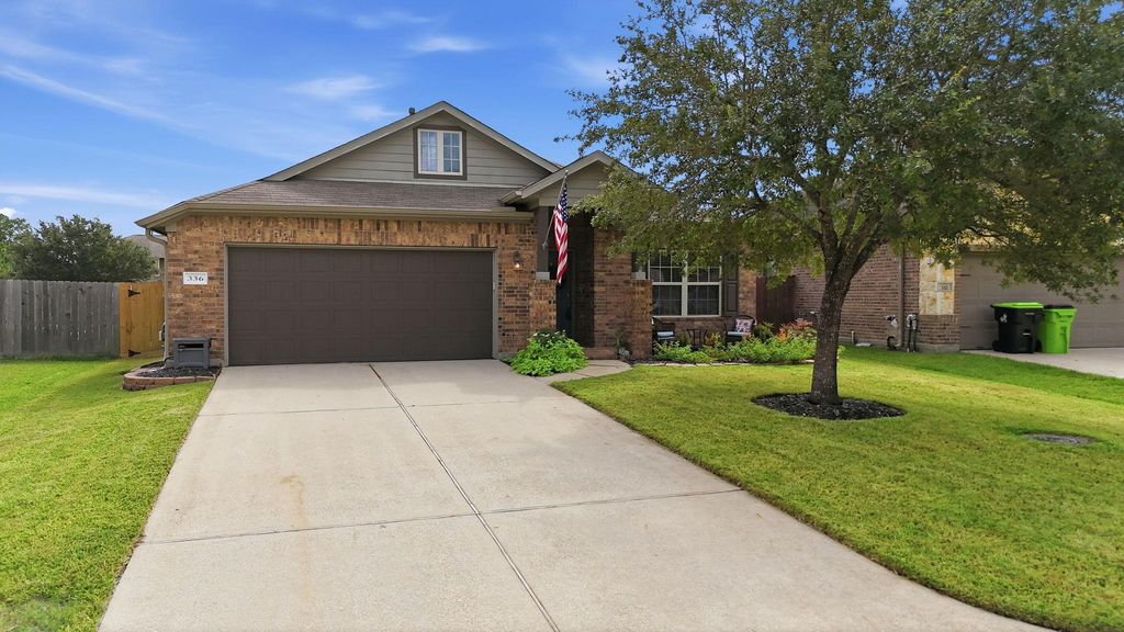 336 Country Crossing Circle, Magnolia, TX 77354