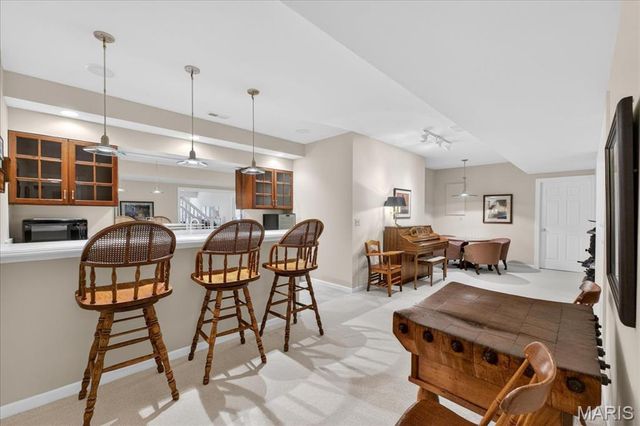 15920 Picardy Crest Court, Chesterfield, MO 63017