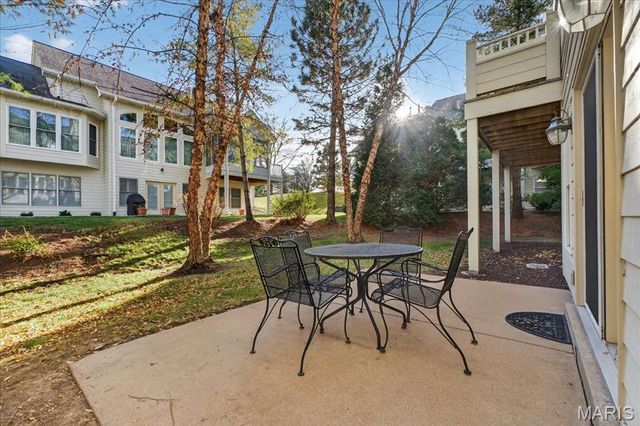 15920 Picardy Crest Court, Chesterfield, MO 63017