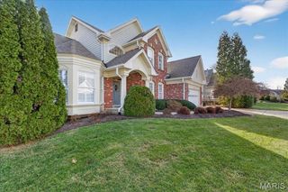 15920 Picardy Crest Court, Chesterfield, MO 63017