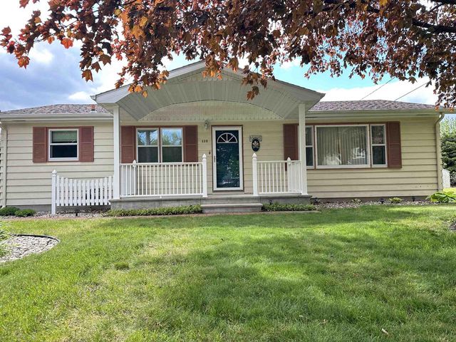 125 Maple Street, Orfordville, WI 53576