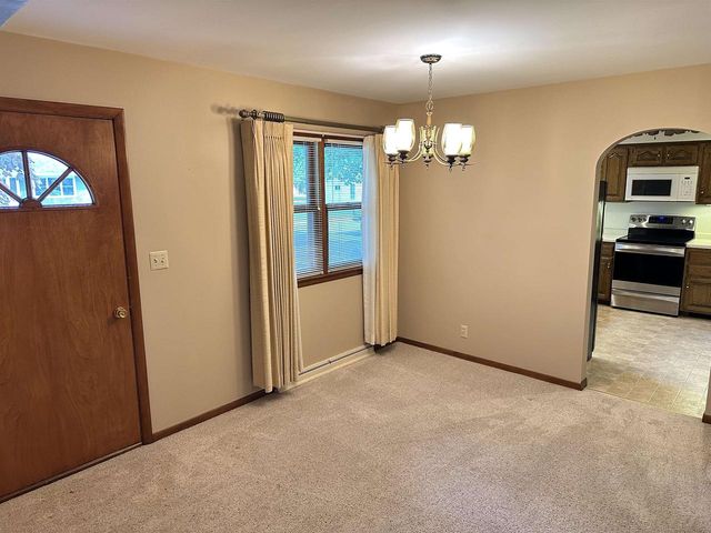 125 Maple Street, Orfordville, WI 53576