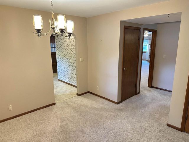 125 Maple Street, Orfordville, WI 53576