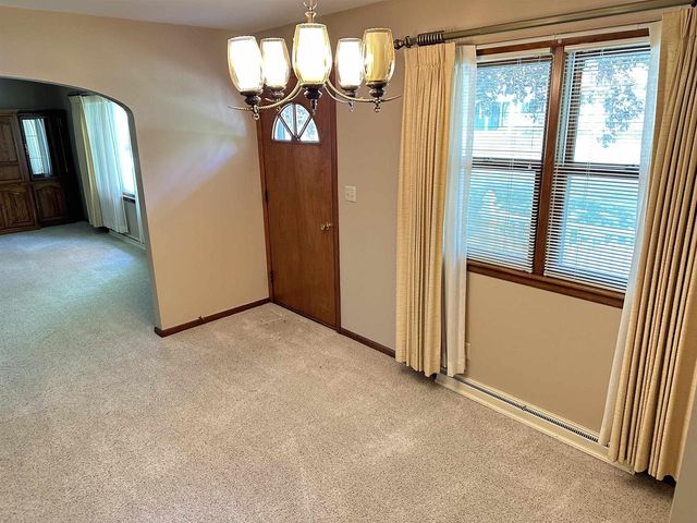 125 Maple Street, Orfordville, WI 53576
