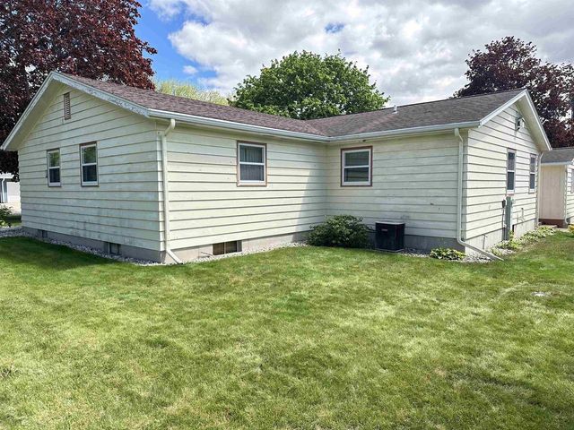 125 Maple Street, Orfordville, WI 53576