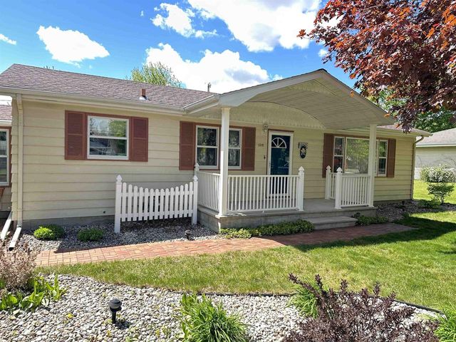125 Maple Street, Orfordville, WI 53576