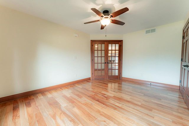 5020 Pine Tree CIRCLE, Racine, WI 53402
