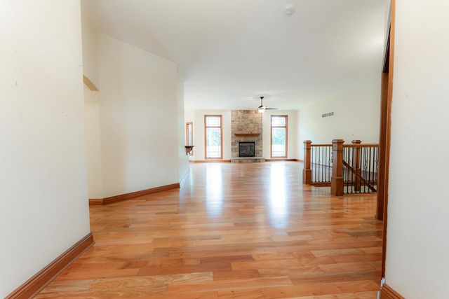 5020 Pine Tree CIRCLE, Racine, WI 53402