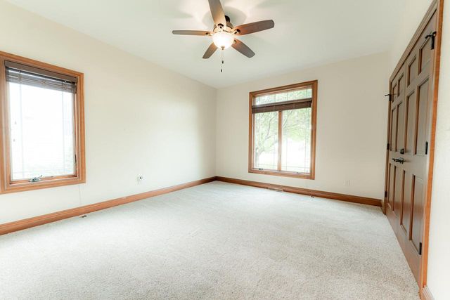5020 Pine Tree CIRCLE, Racine, WI 53402