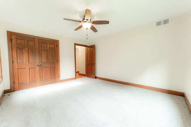 5020 Pine Tree CIRCLE, Racine, WI 53402