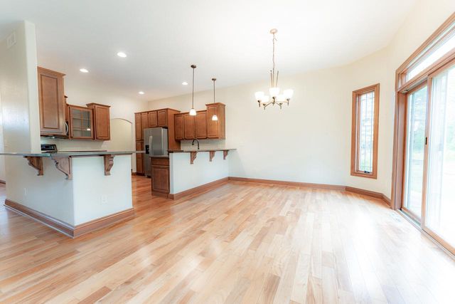 5020 Pine Tree CIRCLE, Racine, WI 53402