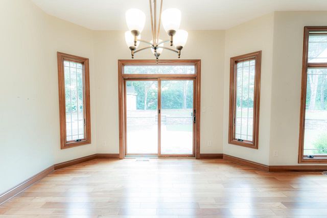 5020 Pine Tree CIRCLE, Racine, WI 53402