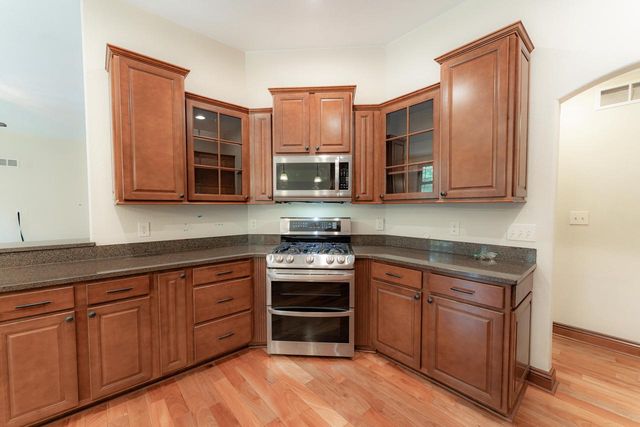 5020 Pine Tree CIRCLE, Racine, WI 53402